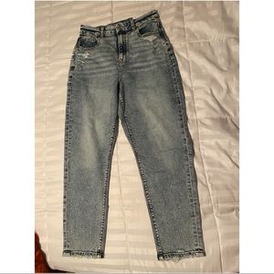 American Eagle Curvy Mom Jeans